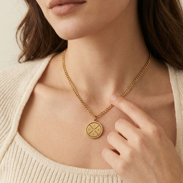 Gegraveerde Kompas Ketting met Zirkonia