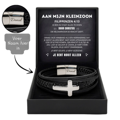 Aan Mijn Kleinzoon - Je Bent Nooit Alleen - Gepersonaliseerde Eeuwige Beschermer Geloofsarmband