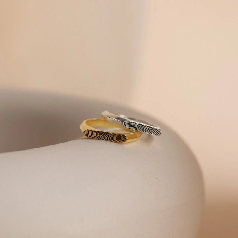 Gegraveerde Bar Ring Met Vingerafdruk - Gepersonaliseerde Sieraden Voor Vrouwen - CustomLove.nl