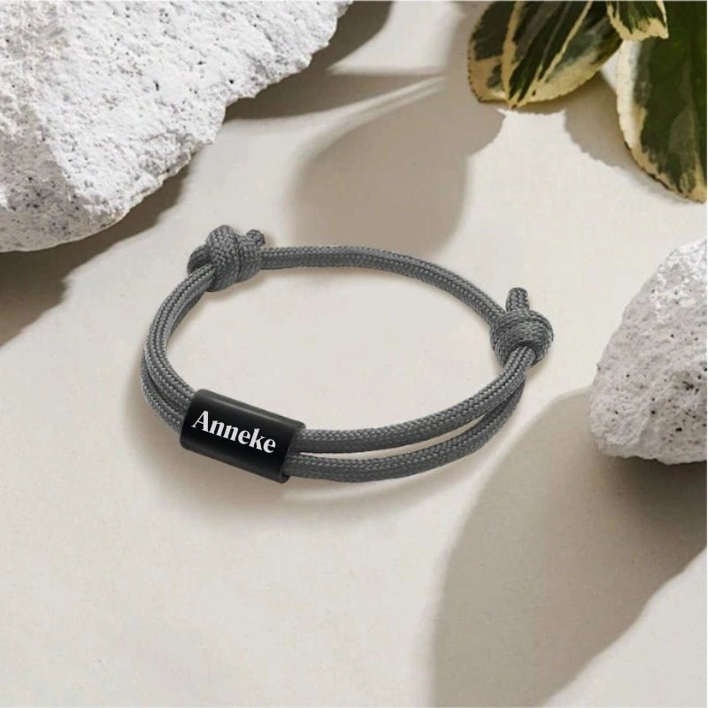 Armband jongen van gevlochten zwart leer? Shop bij KAYA - KAYA Sieraden Armband jongen van gevlochten zwart leer? Shop bij KAYA - KAYA Sieraden