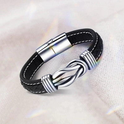 “Moeder en Zoon Voor Altijd met Elkaar Verbonden’’ Gevlochten Leren Armband
