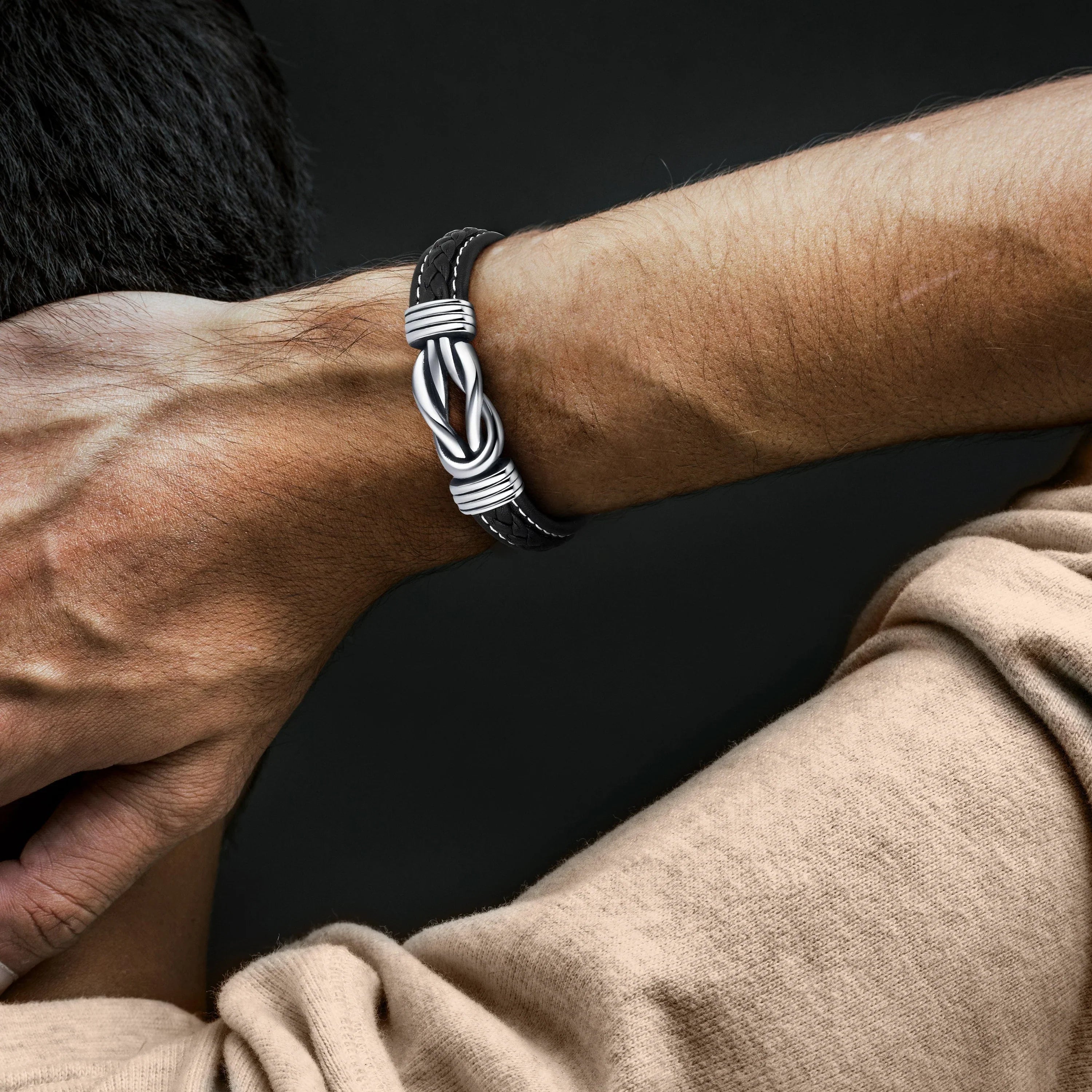 “Moeder en Zoon Voor Altijd met Elkaar Verbonden’’ Gevlochten Leren Armband - CustomLove.nl